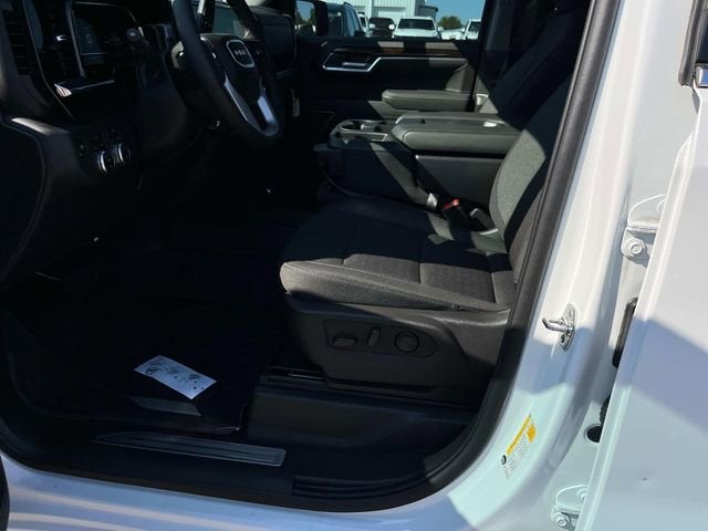 2025 GMC Sierra 1500 SLE