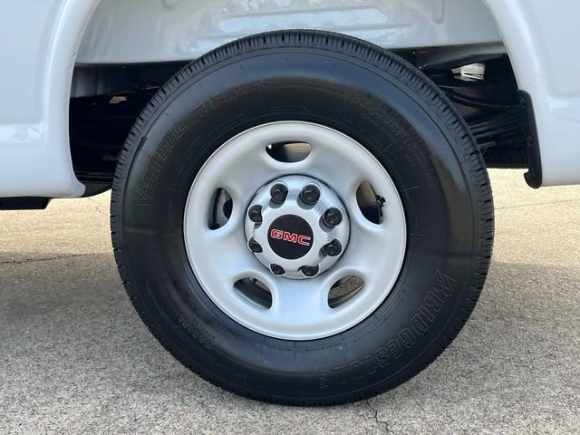 2025 GMC Savana Cargo 2500 Work Van