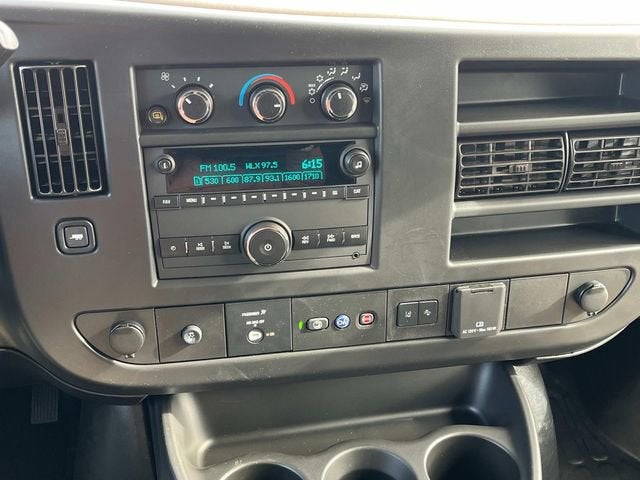 2025 GMC Savana Cargo 2500 Work Van