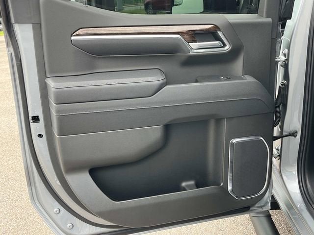 2025 GMC Sierra 1500 SLE