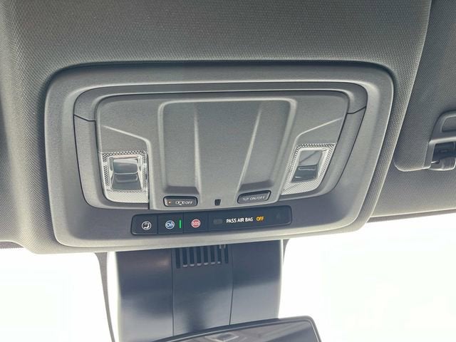 2025 GMC Sierra 1500 SLE