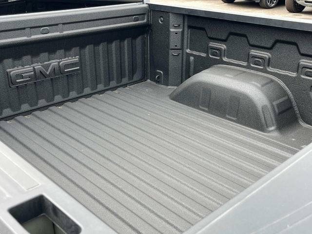 2025 GMC Sierra 1500 SLE