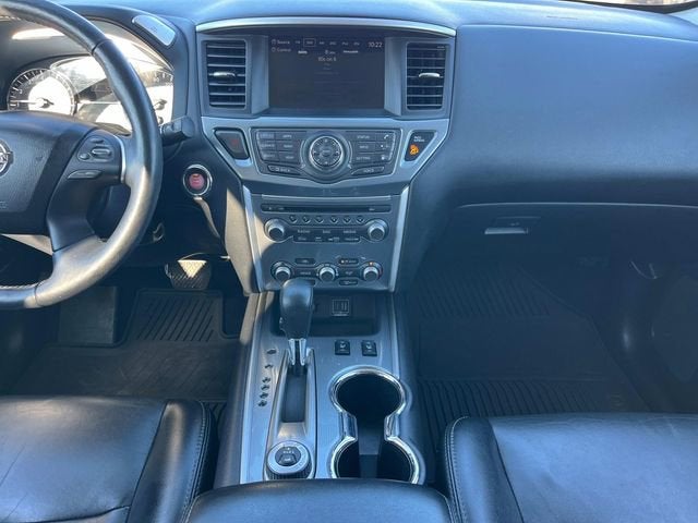 2019 Nissan Pathfinder SL